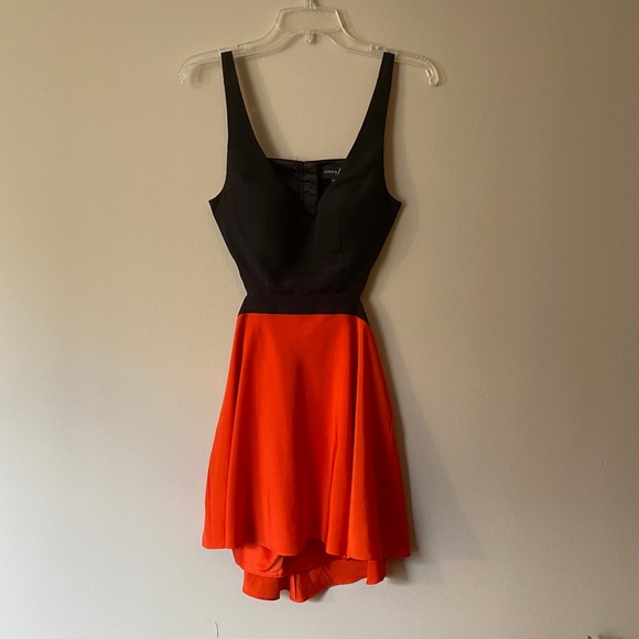 Guess Marciano Cut Out Dress - Picture 2 of 8